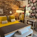 Petit Cocon Cosy Proche Place Stanislas Apartamento *