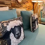 Petit Cocon Cosy Proche Place Stanislas-parking & Cave Velos Nancy