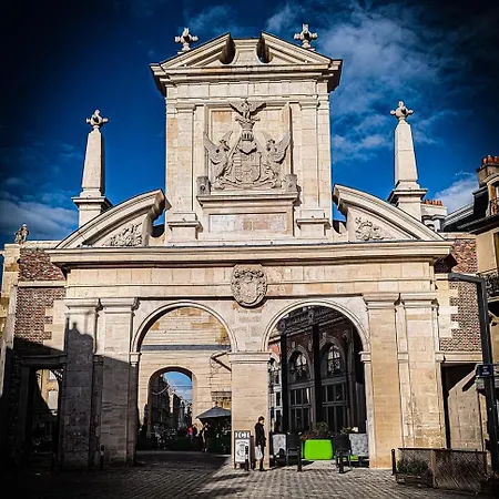 Petit Cocon Cosy Proche Place Stanislas-parking & Cave Velos 公寓 南锡