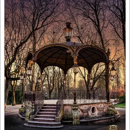 Petit Cocon Cosy Proche Place Stanislas-parking & Cave Velos 公寓
