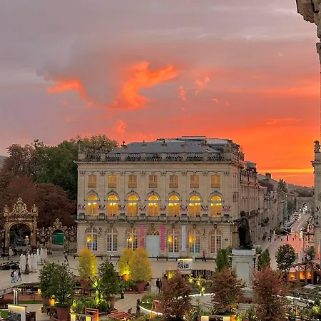 Petit Cocon Cosy Proche Place Stanislas-parking & Cave Velos